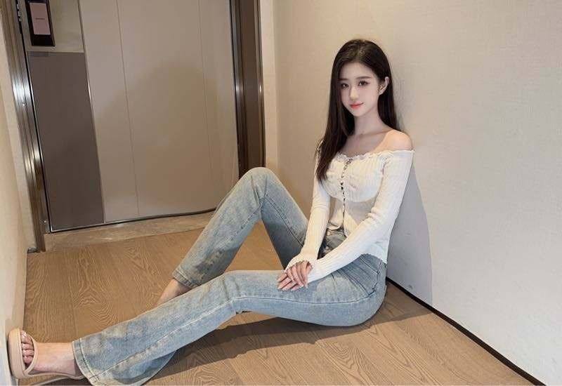 阿伦敦找小姐留学生兼职约炮约会伴游楼凤莞式按摩服务可上门加微信：ke99366 或者加Telegram:+man5259